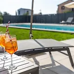 Hizina Veleniki Villa *