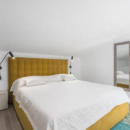 Hizina Veleniki Villa Porec