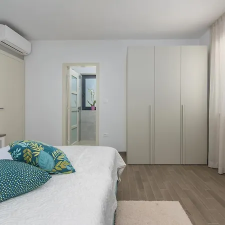 Hizina Veleniki Porec