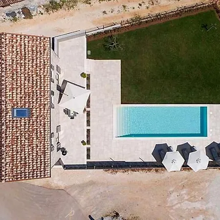 Hizina Veleniki Villa *