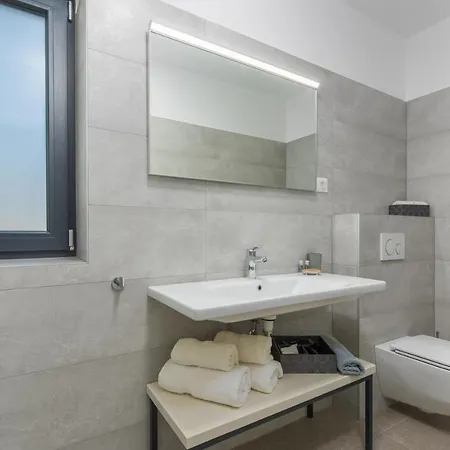 Hizina Veleniki 포레치