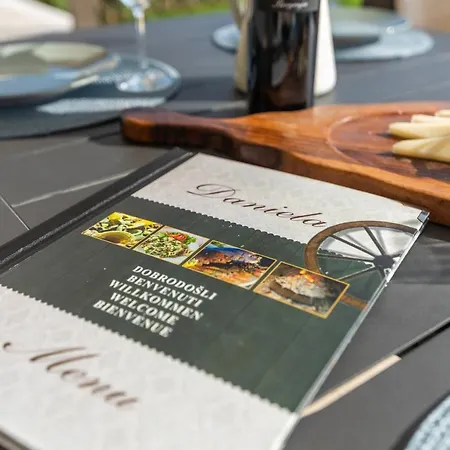 Hizina Veleniki 포레치