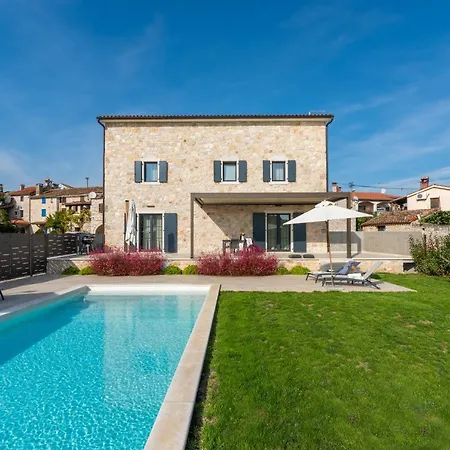 Hizina Veleniki 빌라 *