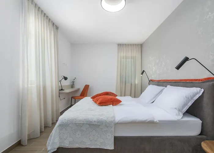 Hizina Veleniki Пореч