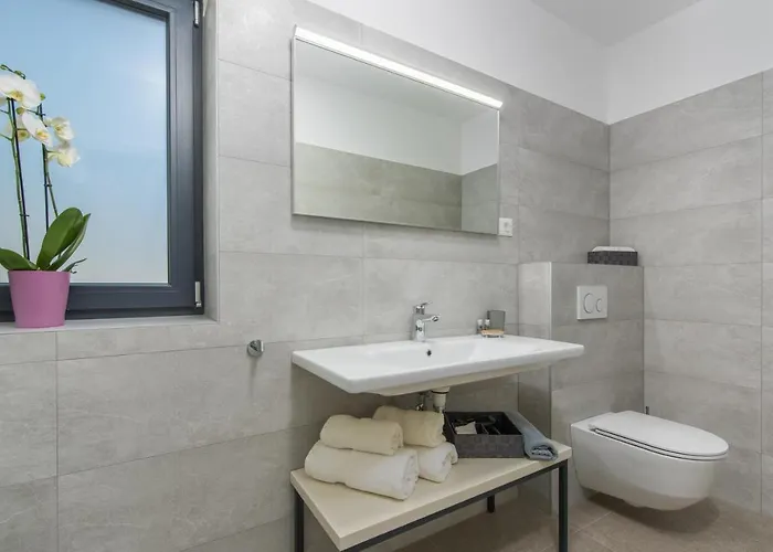 Hizina Veleniki Пореч