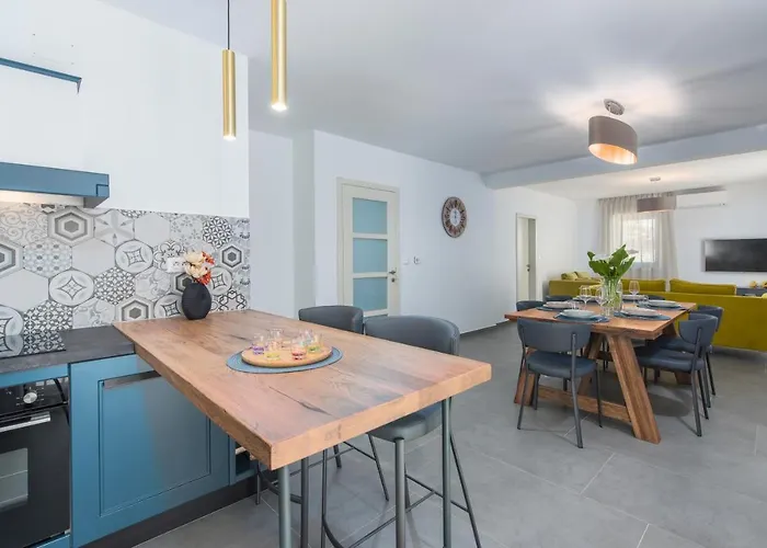 Hizina Veleniki Вілла Пореч