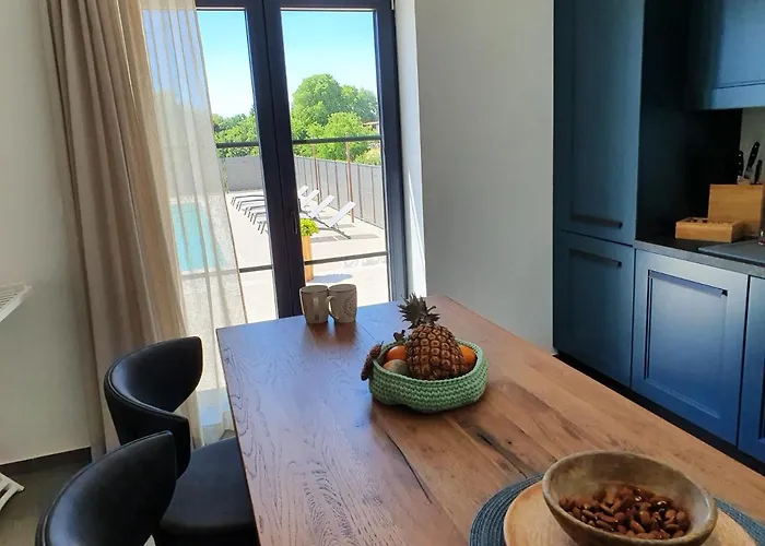 Hizina Veleniki Пореч