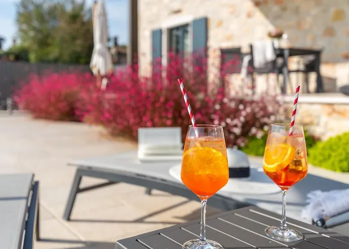 Hizina Veleniki Villa *