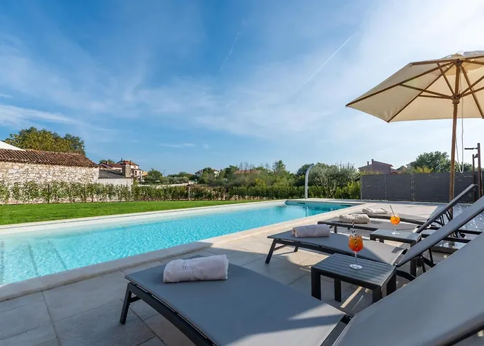 Вілла Hizina Veleniki *