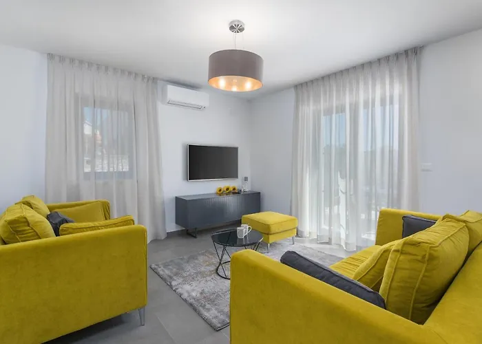 Villa Hizina Veleniki