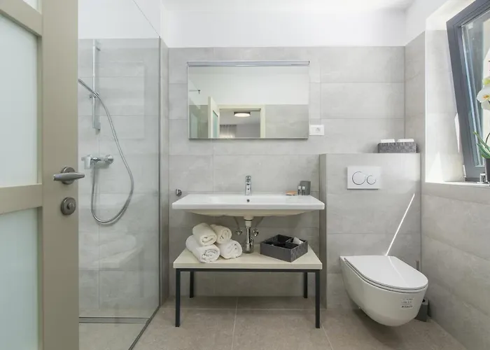 Hizina Veleniki * Porec