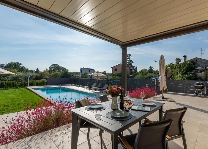 Hizina Veleniki Villa Porec